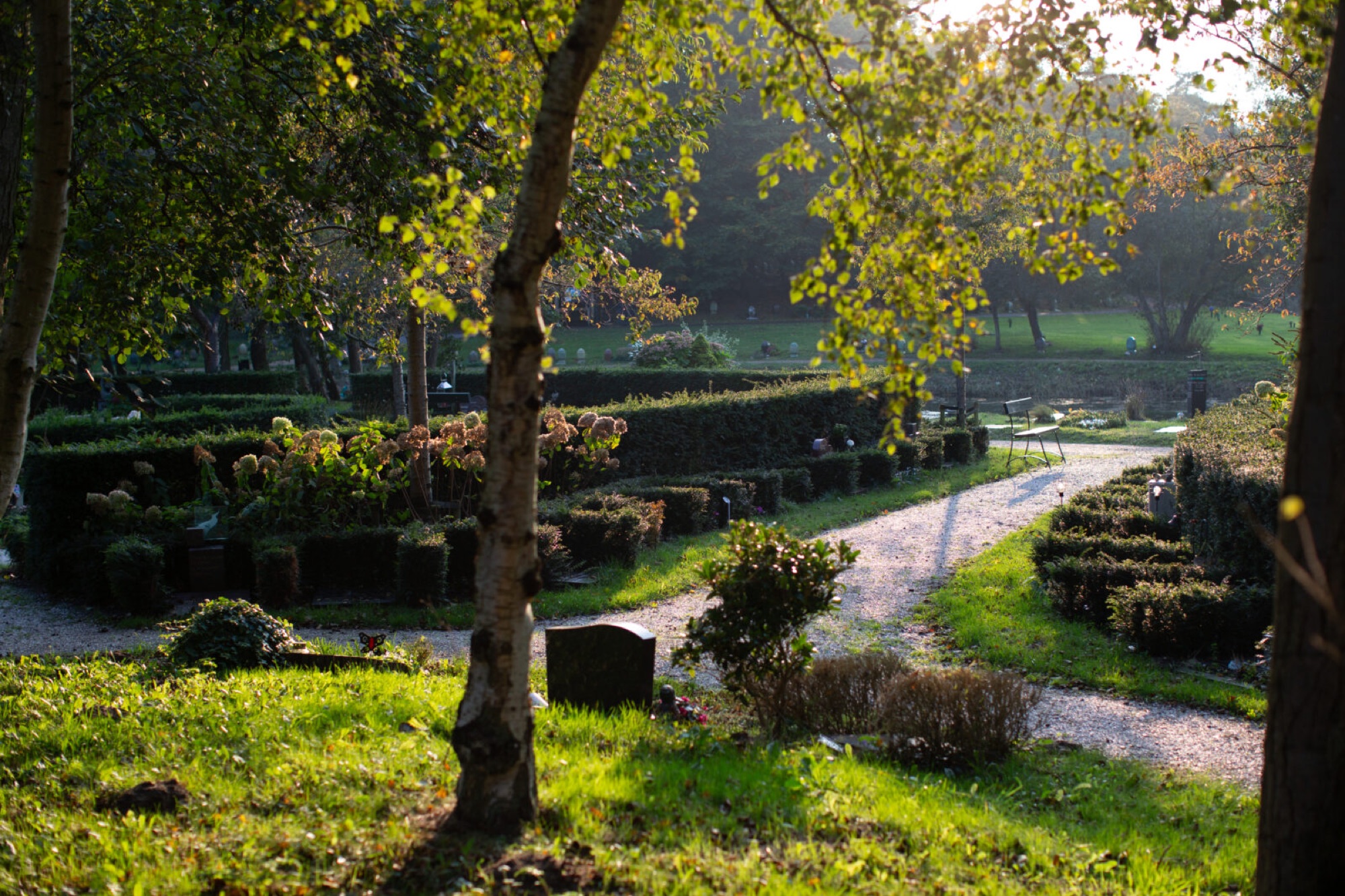Urn, urnengraf, een monument